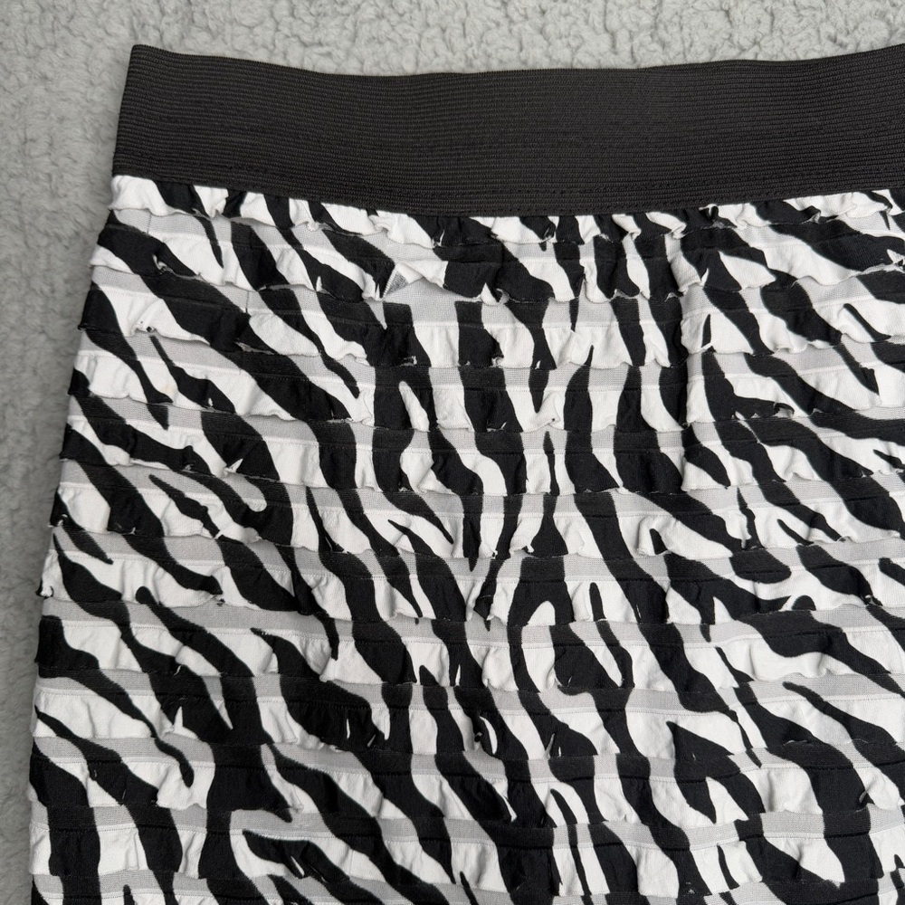 L8teR zebra print mini skirt black white ruched textured size M Y2K going out - Picture 3 of 7